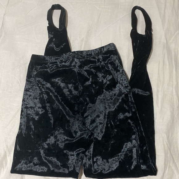 Velour legging with foot straps - Picture 4 of 4